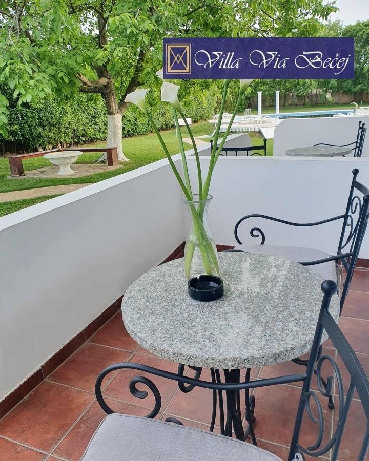 Villa Via Bečej Εξωτερικό φωτογραφία