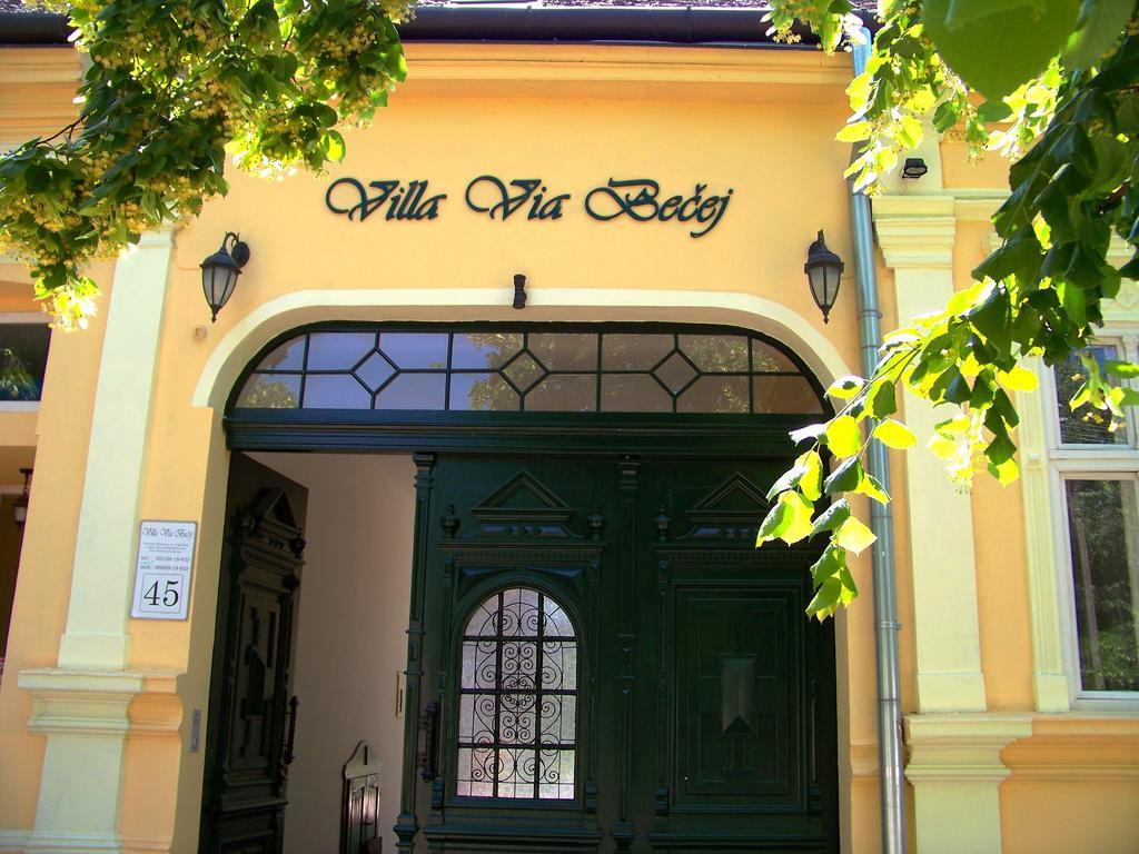 Villa Via Bečej Εξωτερικό φωτογραφία